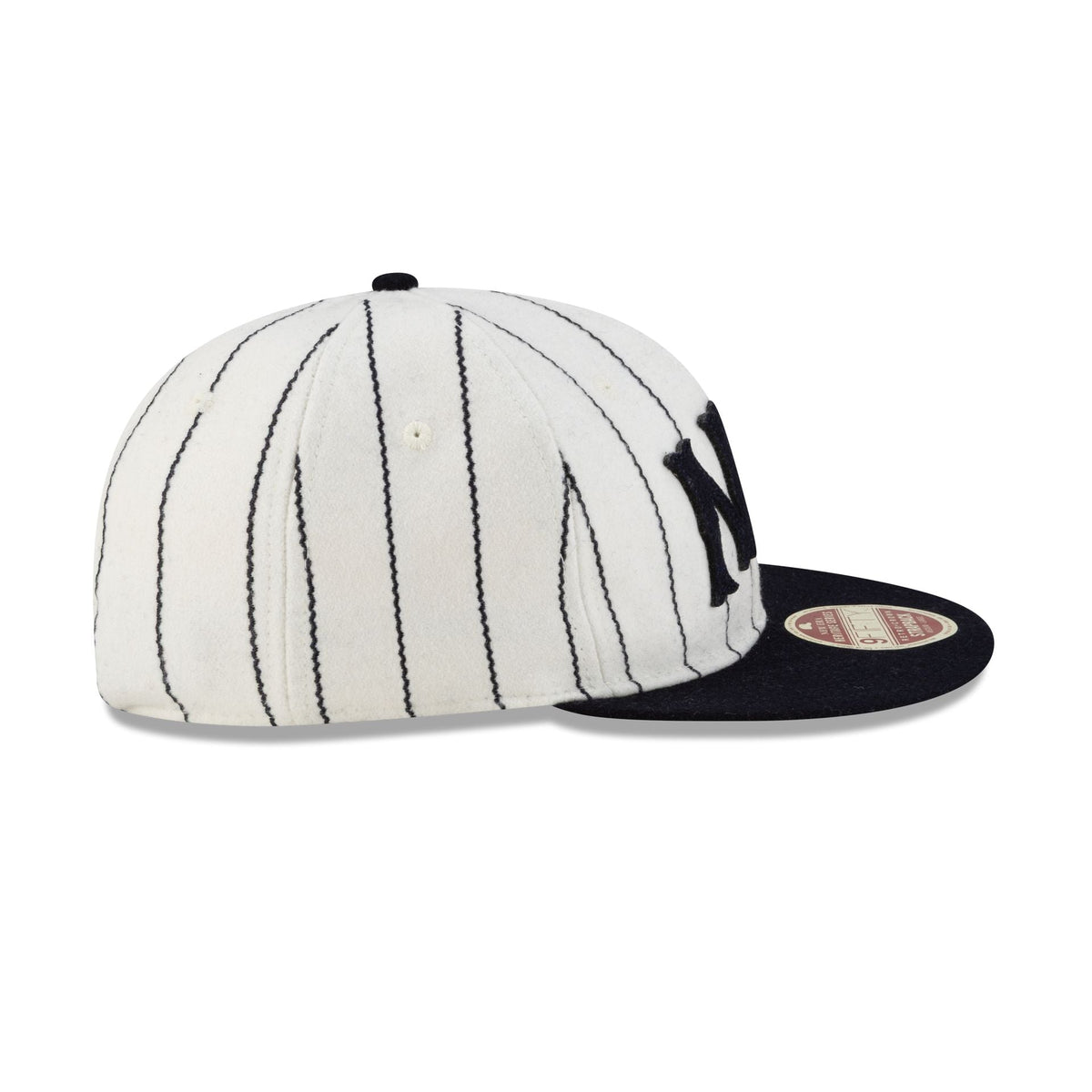New York Yankees Heritage Pinstripe Retro Crown 9FIFTY Strapback Hat