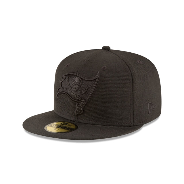 Tampa Bay Buccaneers Black On Black 59FIFTY Fitted Hat